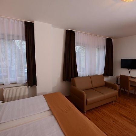 Hotel Linde Щутгарт Екстериор снимка